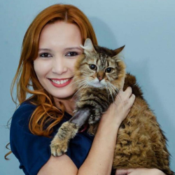 Dra. Samara Lucena